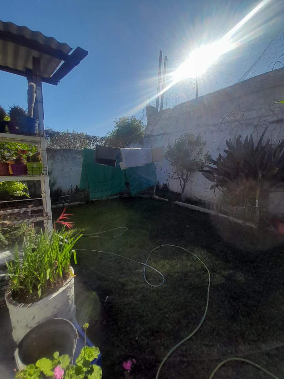 ALQ Alto Alberdi 2 dormitorios cochera y patios APTA MASCOTAS