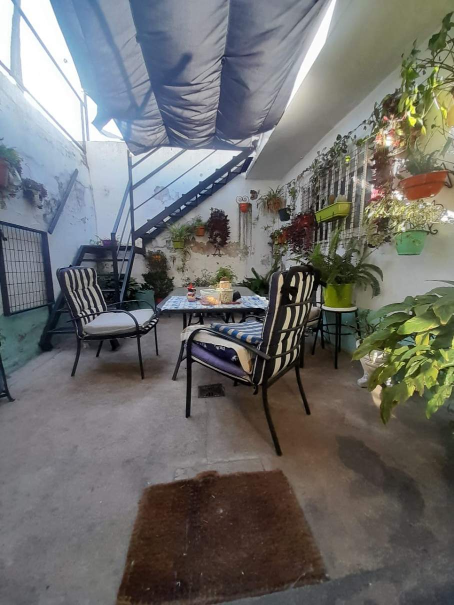 ALQ Alto Alberdi 2 dormitorios cochera y patios APTA MASCOTAS