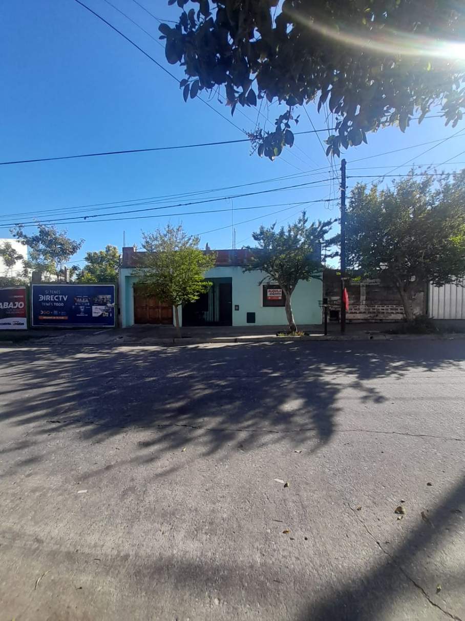 ALQ Alto Alberdi 2 dormitorios cochera y patios APTA MASCOTAS