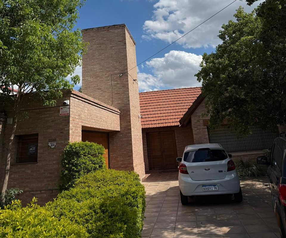 Venta excelente propiedad en Villa Belgrano