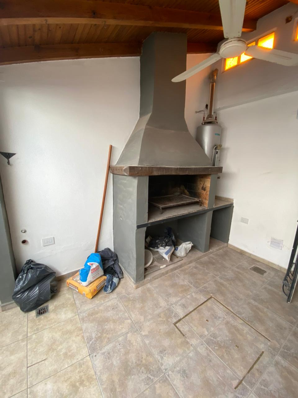 B RESID. VELEZ SARSFIELD CASA DOS DORMITORIOS CON ASADOR