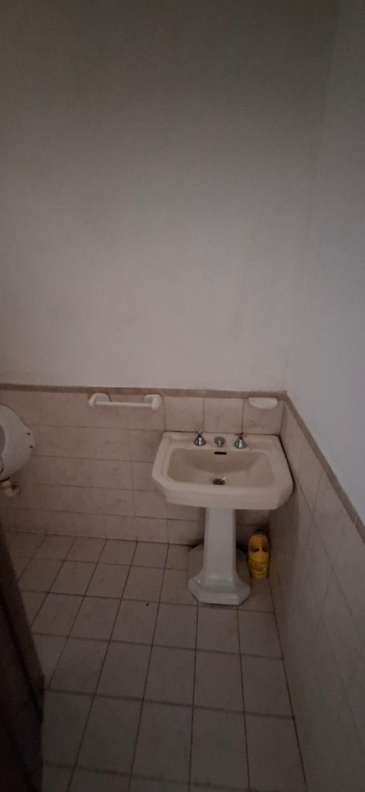 SE ALQUILA HERMOSO GALPÓN EN BARRIO SAN VICENTE