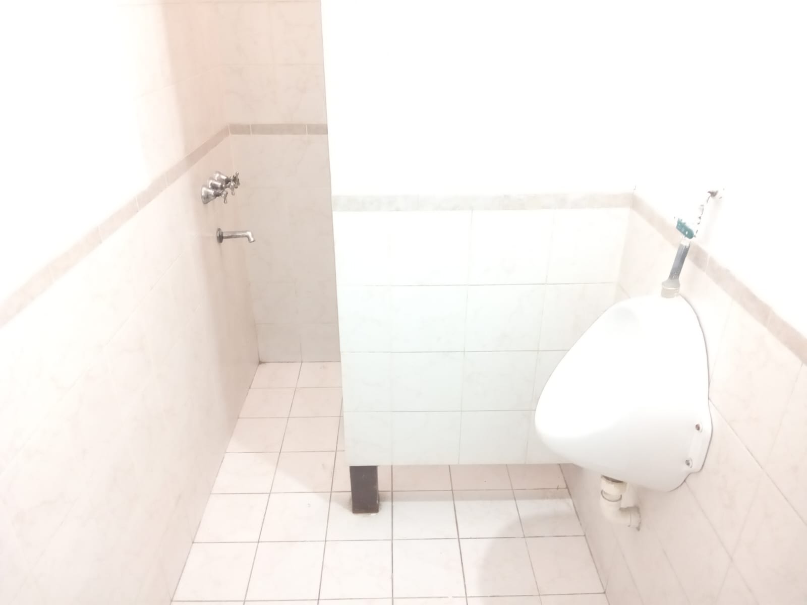 SE ALQUILA HERMOSO GALPÓN EN BARRIO SAN VICENTE