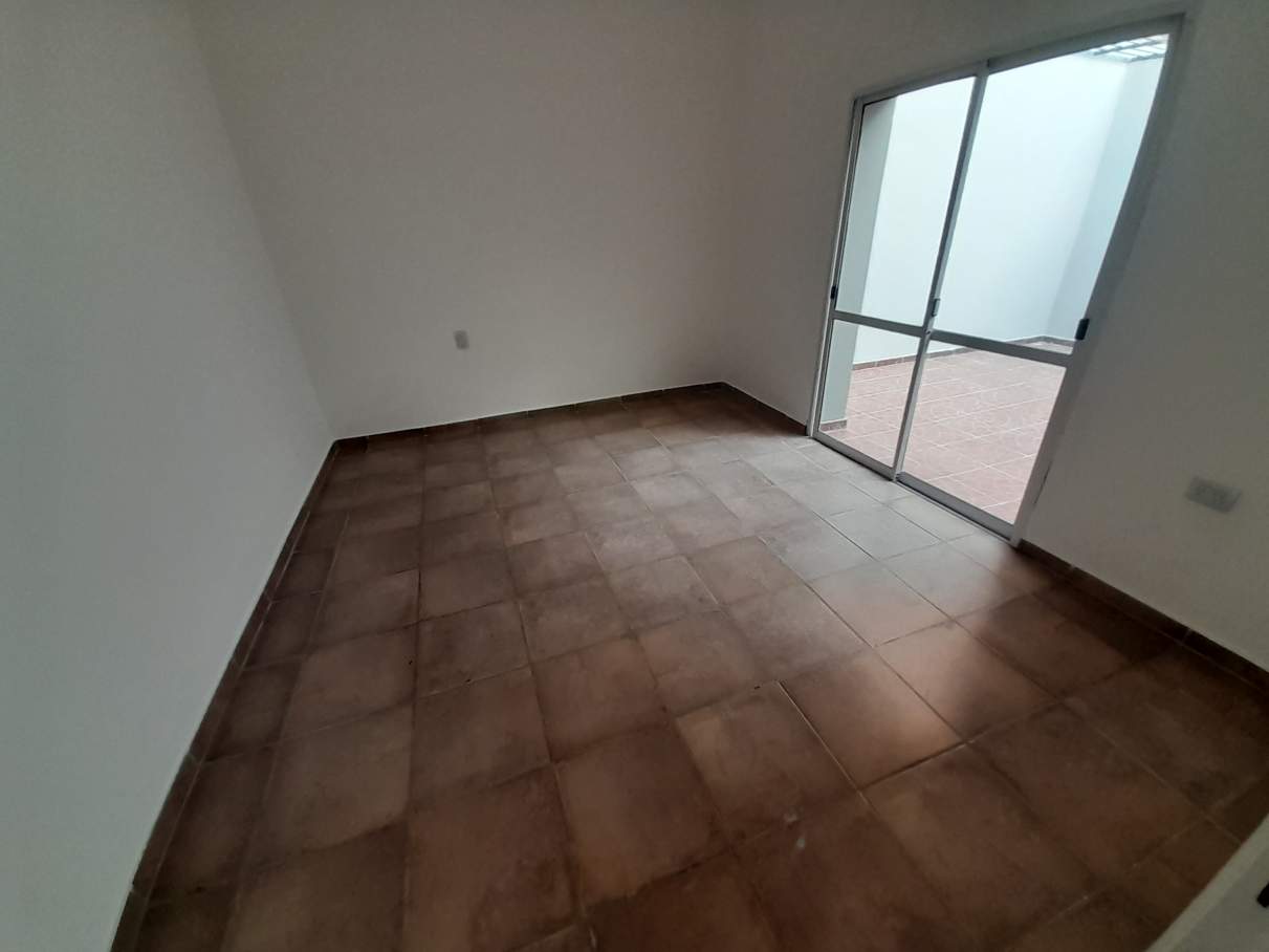 RESIDENCIAL AMERICA - VILLARICA 1127 - CASA 2 DORMITORIOS EN ALQUILER