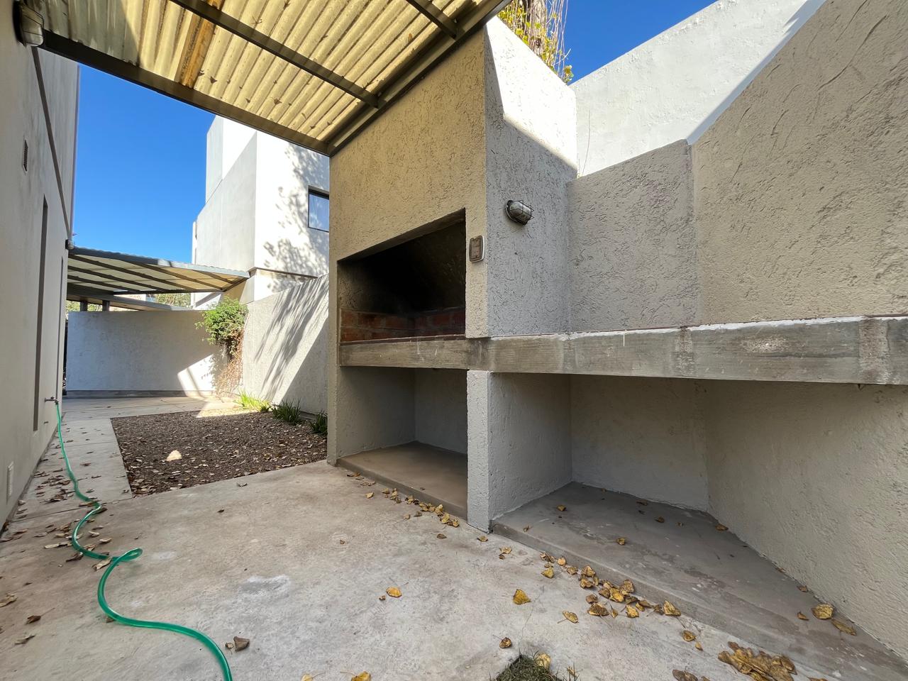 ALTOS DE MANANTIALES EN VENTA DISEÑO Y CALIDAD