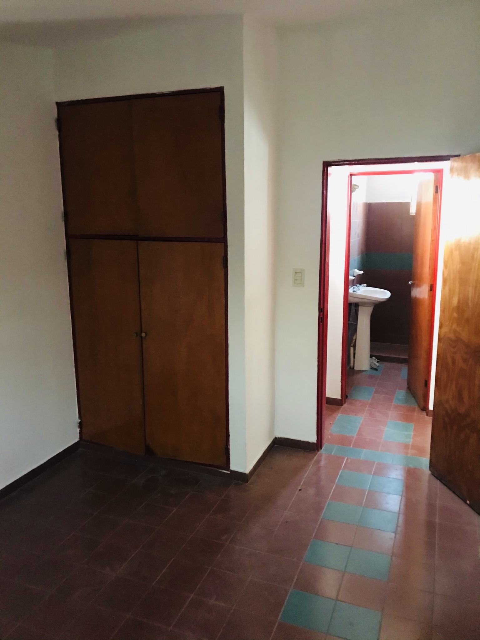 ALQUILER DUPLEX 2 DORMITORIOS EN BARRIO ROSEDAL A METROS RUTA 20