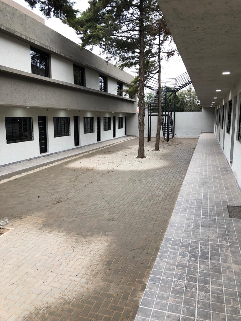 Duplex en alquiler 2 dorm en complejo con SUM a media cuadra de intrecountry