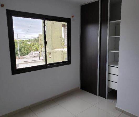 Duplex en alquiler 2 dorm en complejo con SUM a media cuadra de intrecountry