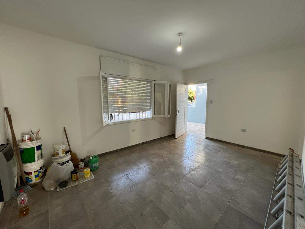 Casa en alquiler de 3 dormitorio en Barrio Villa Centenario - Reciclada