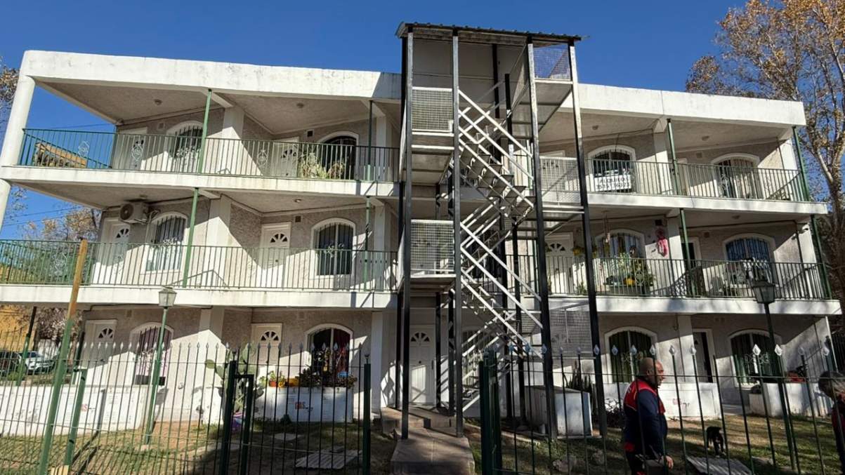 Departamento en Alquiler 1 dormitorios en Barrio Las Dalias - Fortaleza 2