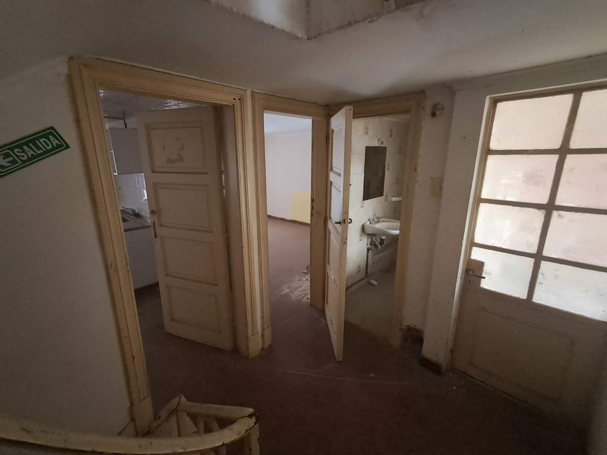 GRAN CASONA SEÑORIAL A REACONDICIONAR