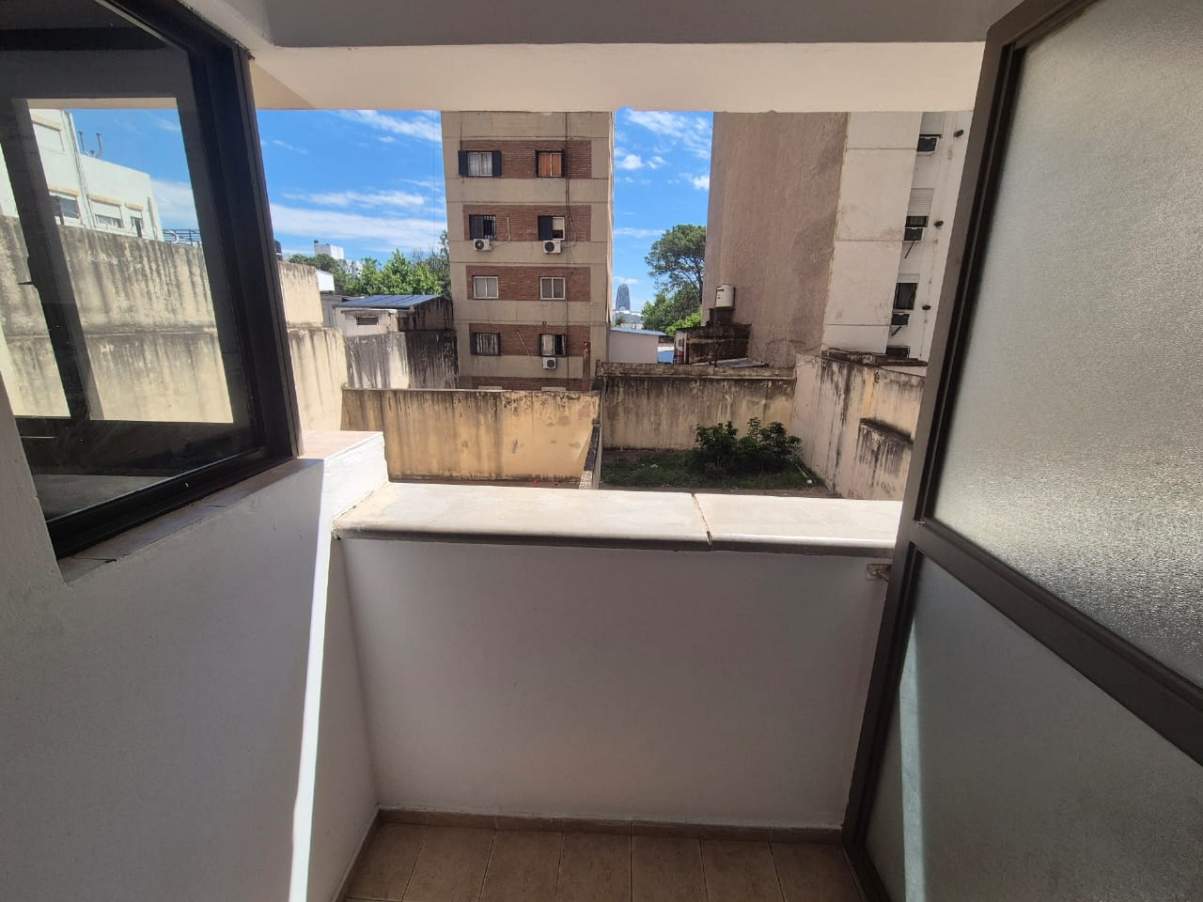Departamento en ALQUILER - Bv Illia 651, B Nueva Córdoba - 1 dormitorio con balcón!