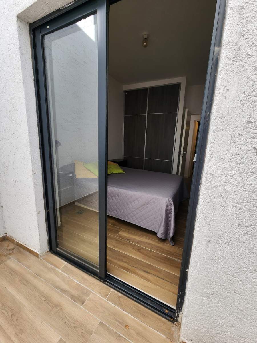 ALQUILO DPTO  AMOBLADO PLANTA BAJA BARRIO GENERAL PAZ