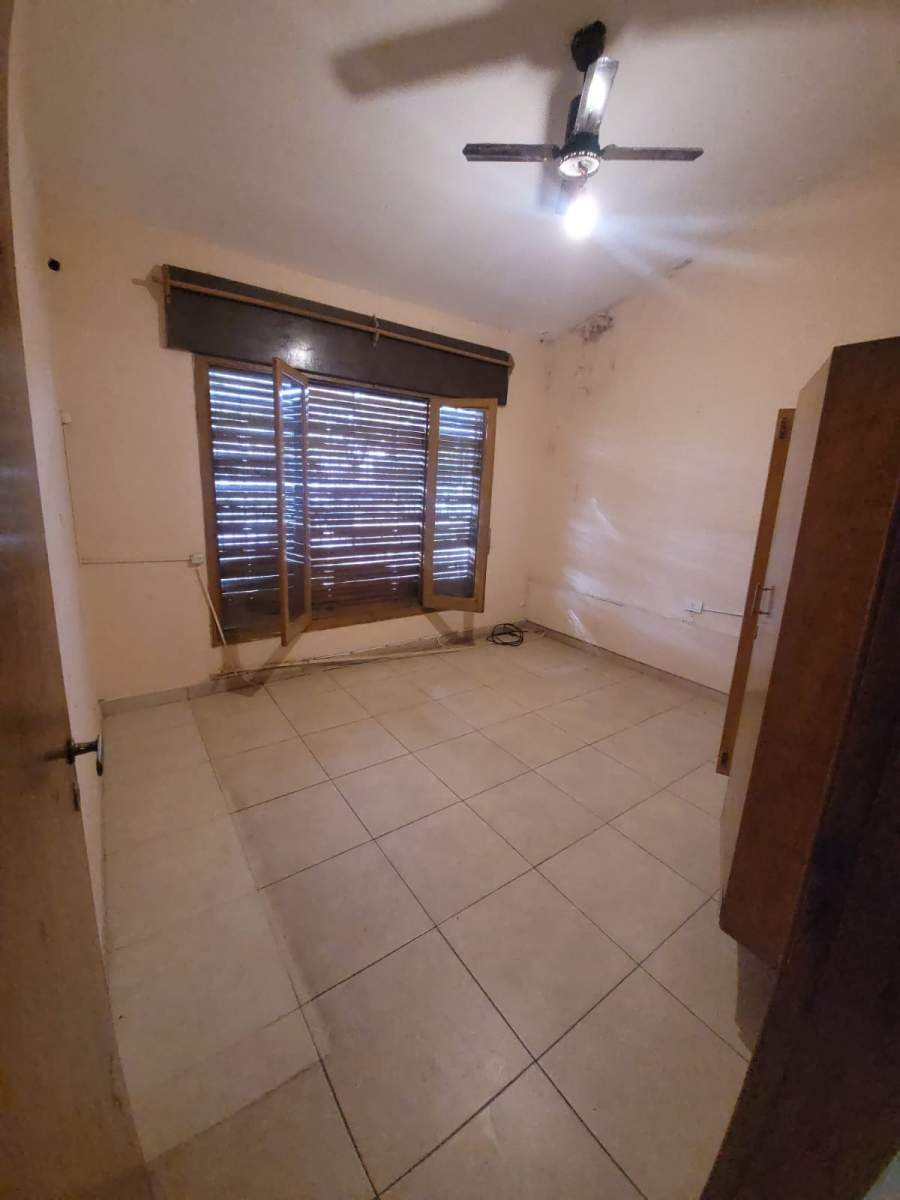 CASA EN VENTA 3 DORMITORIOS BARRIO ESCOBAR