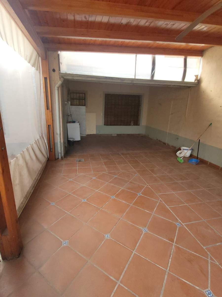 CASA EN VENTA 3 DORMITORIOS BARRIO ESCOBAR