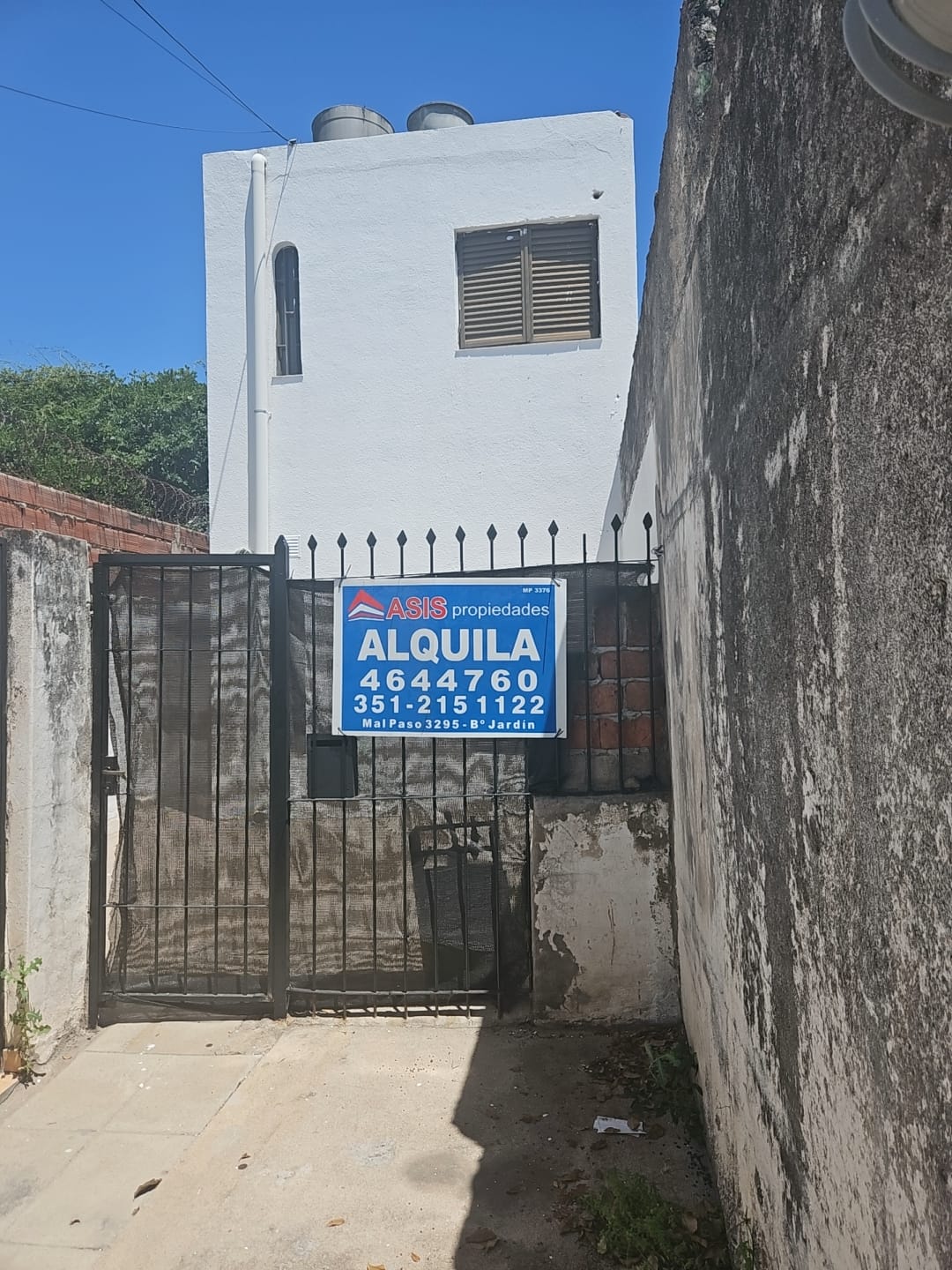 Barrio Jardin, 1 dormitorio, con patio, $520.000. Zona UTN  UNC