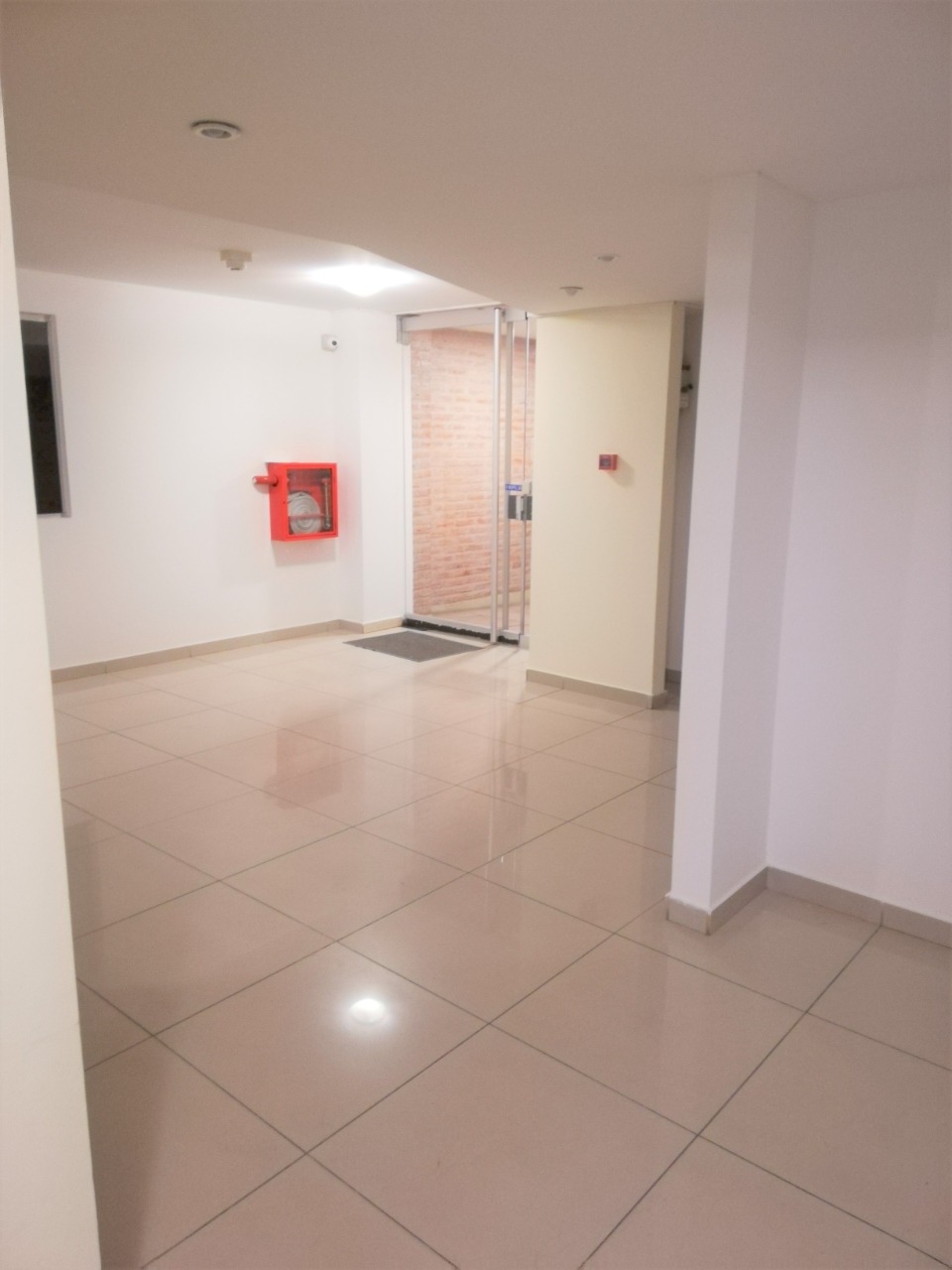 ALQUILER-2 DORMITORIOS-COCHERA-ALTA CÓRDOBA