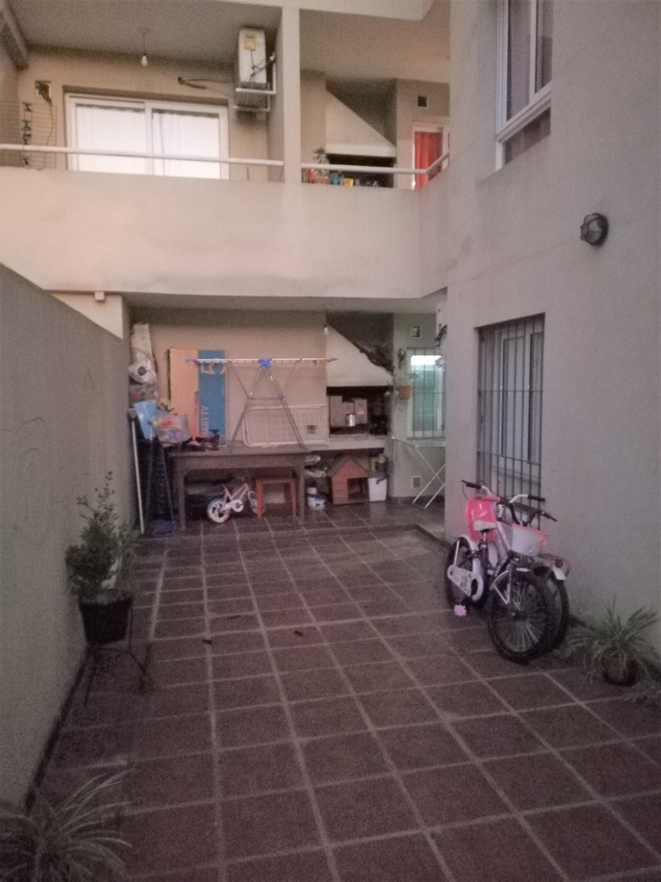 ALQUILER-2 DORMITORIOS-COCHERA-ALTA CÓRDOBA