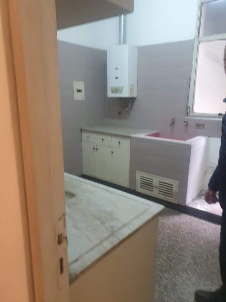 Alquilo depto 2 dorm. B Nueva Córdoba.