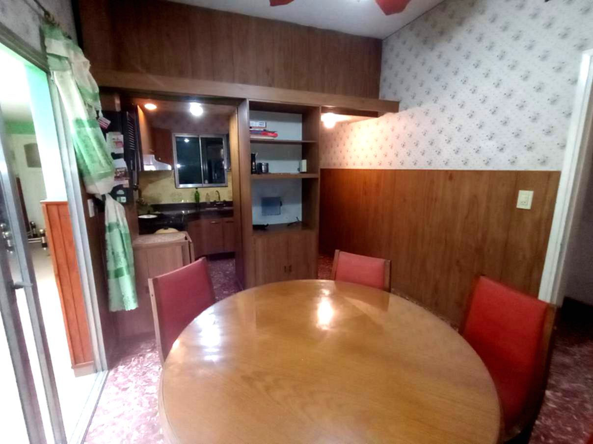 SE VENDE CASA DE DOS DORMITORIOS EN BANDA NORTE