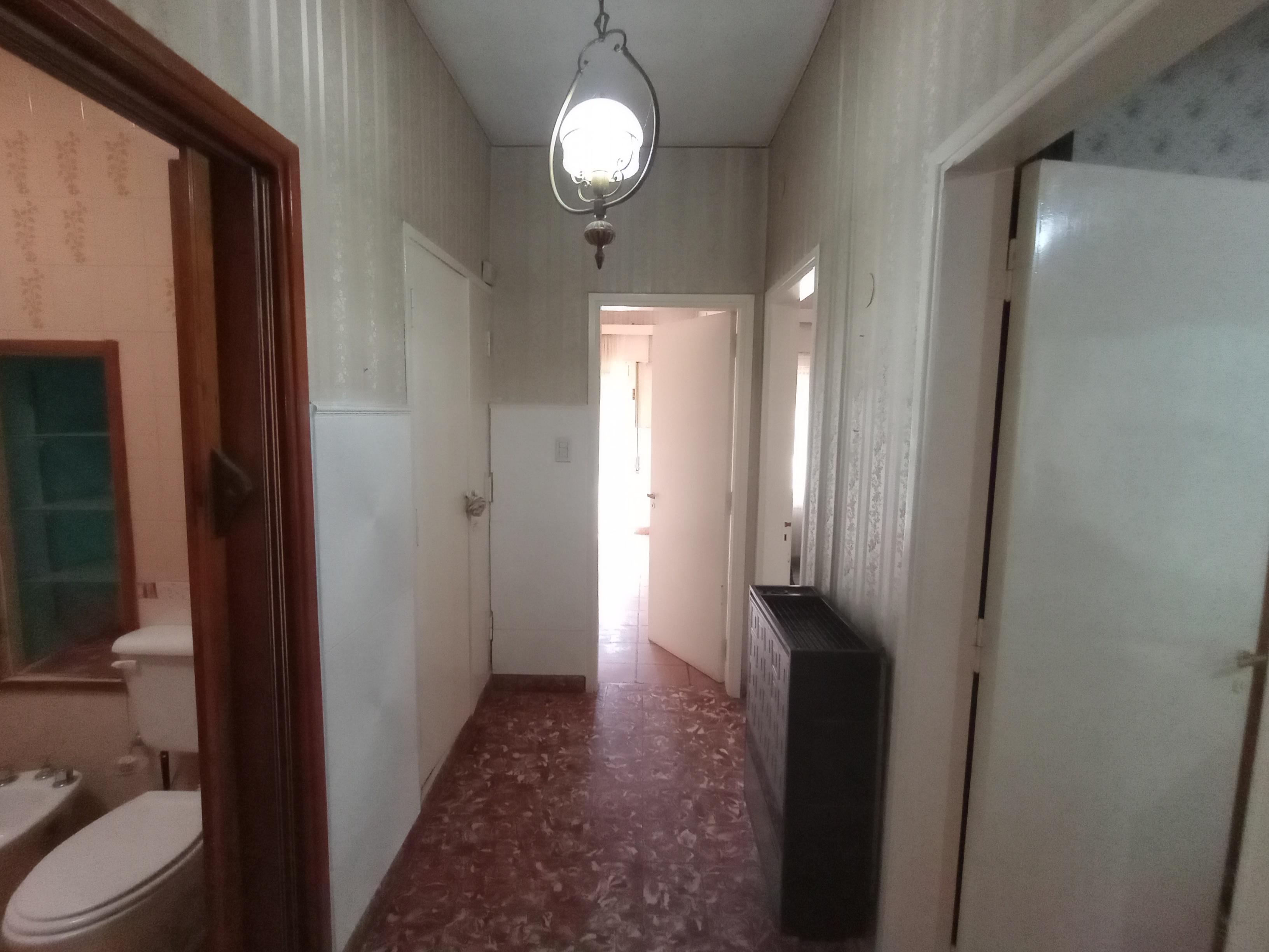 SE VENDE CASA DE DOS DORMITORIOS EN BANDA NORTE