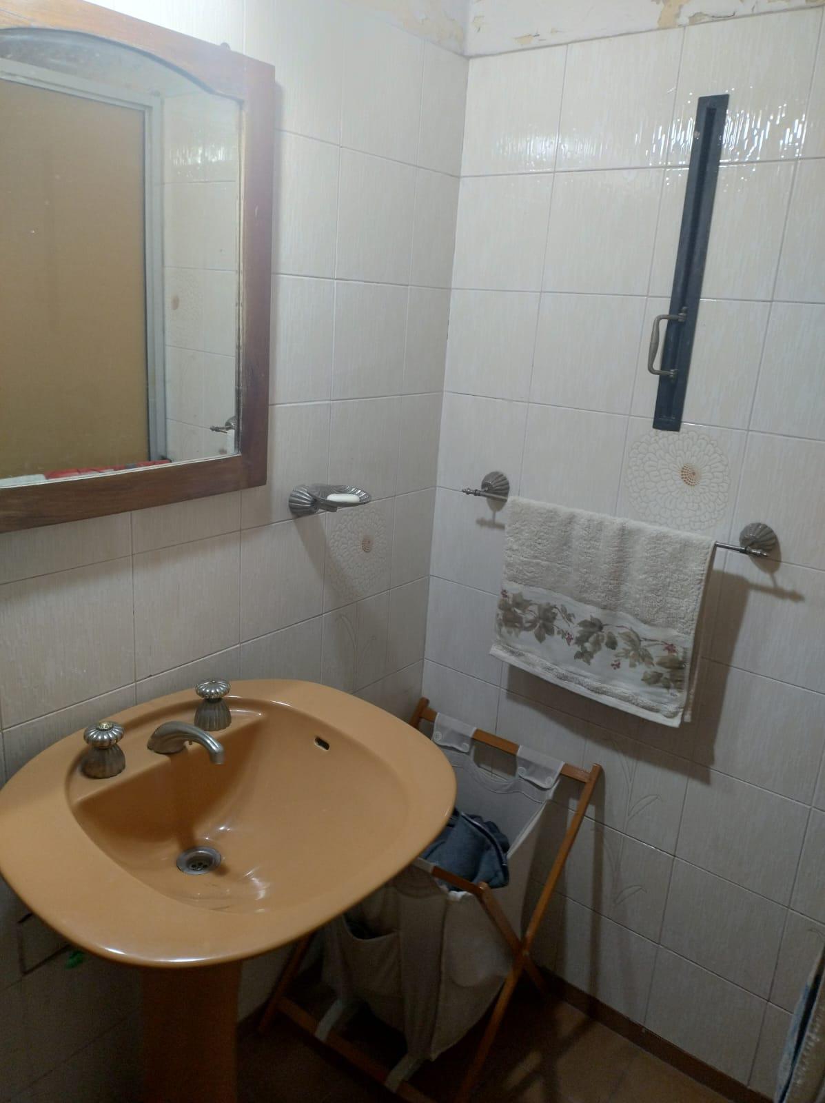 VENTA DE CASA DE 3 DORMITORIOS EN B YOFRE NORTE