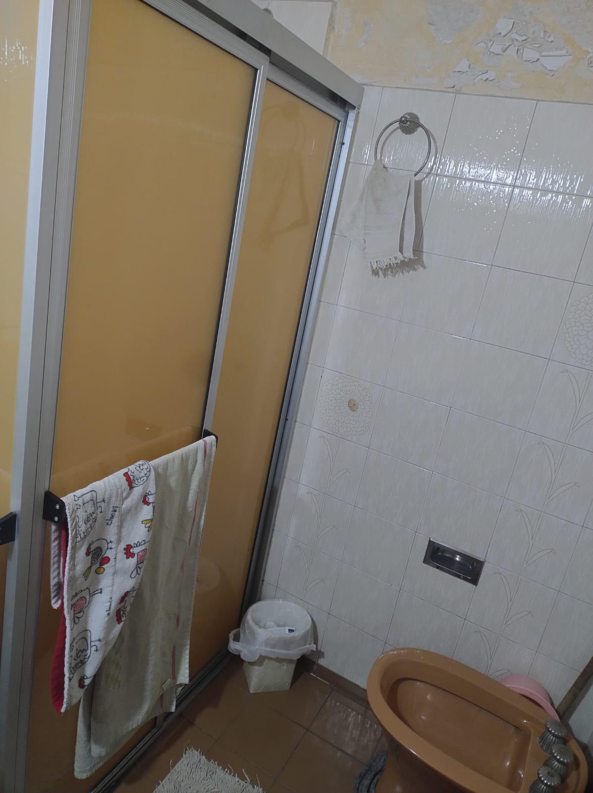 VENTA DE CASA DE 3 DORMITORIOS EN B YOFRE NORTE