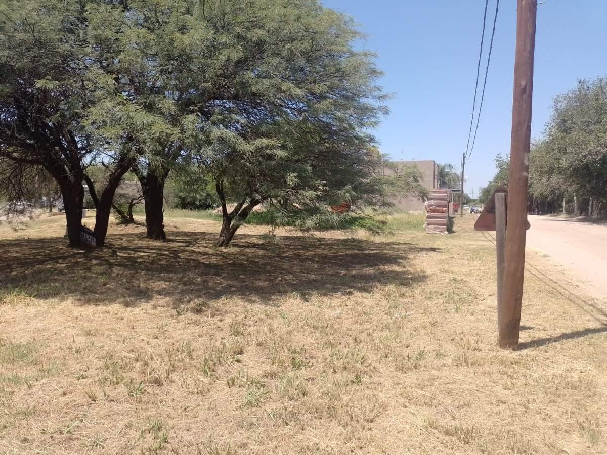 TERRENO EN VENTA VILLA ESQUIU