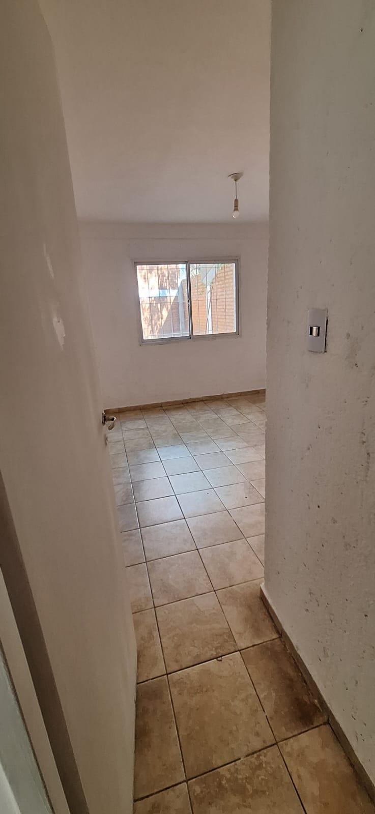 Alq.- San Martin-2 Dorm - 3 piso por esc.- Exp. econom