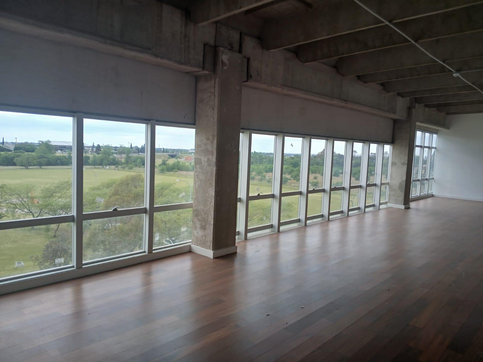 OFICINA EN ALQUILER 120M2  COMPLEJO PEA