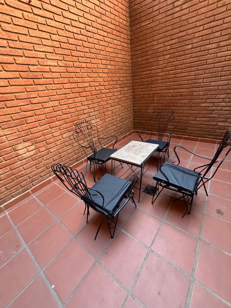 ALQUILER AMPLIO MONOAMBIENTE TEMPORAL NUEVA CORDOBA AL LADO DE CLINICA ZUNINO