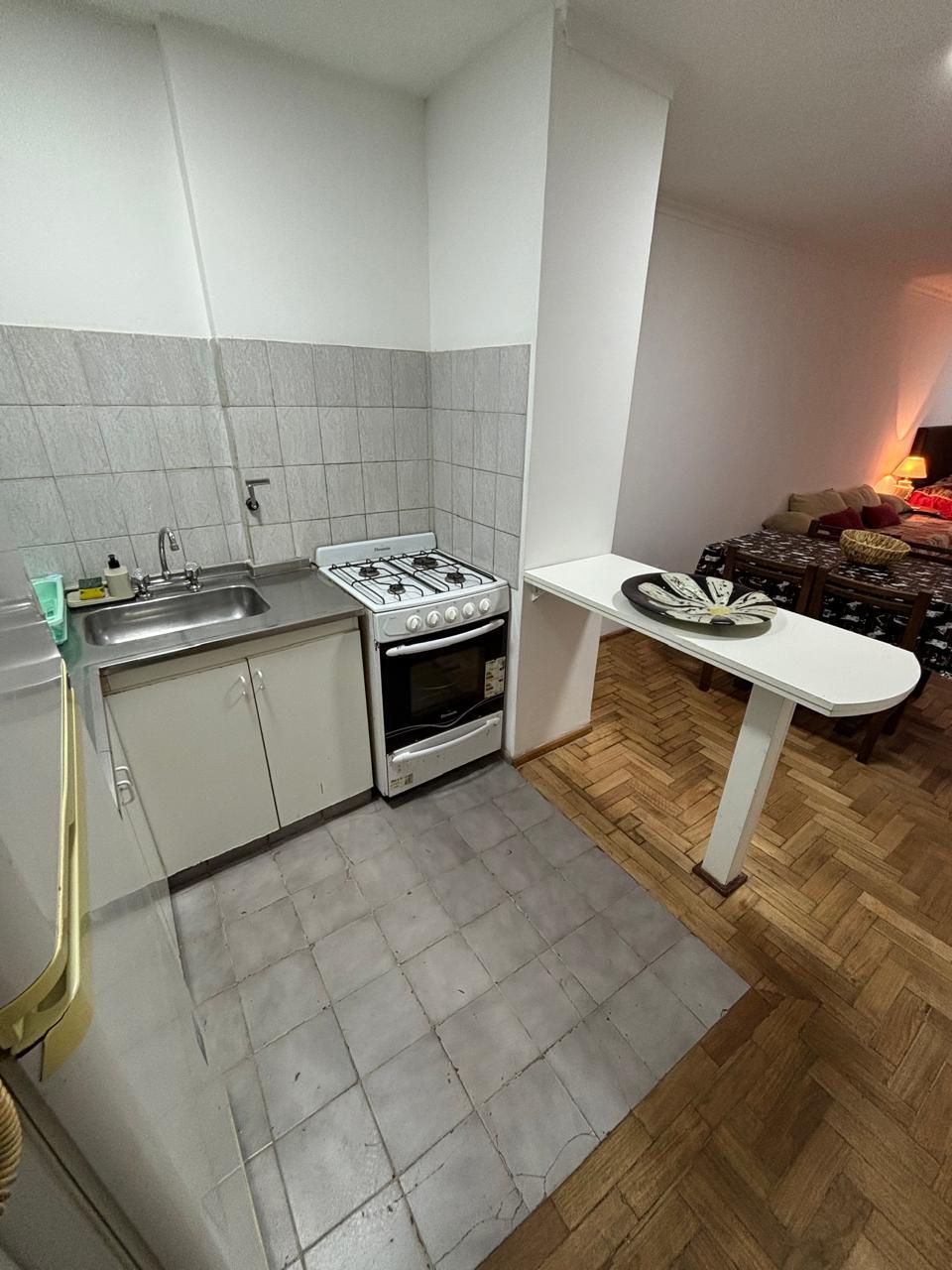 ALQUILER AMPLIO MONOAMBIENTE TEMPORAL NUEVA CORDOBA AL LADO DE CLINICA ZUNINO