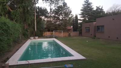 Alquiler Temporal Casa 3 Dormitorios-Country La Paloma (Villa Allende)