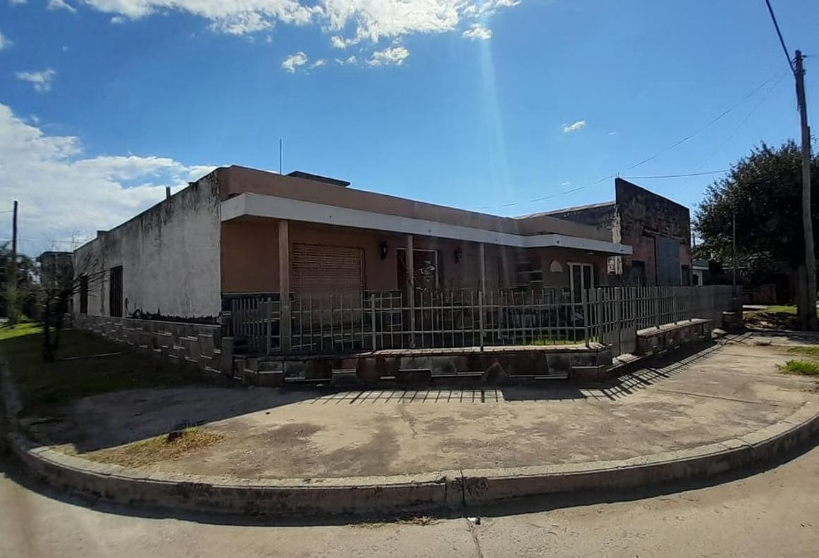 VENTA CASA A RECICLAR - 3 DORMITORIOS - LOCAL - SANTA ISABER 3ra Secc