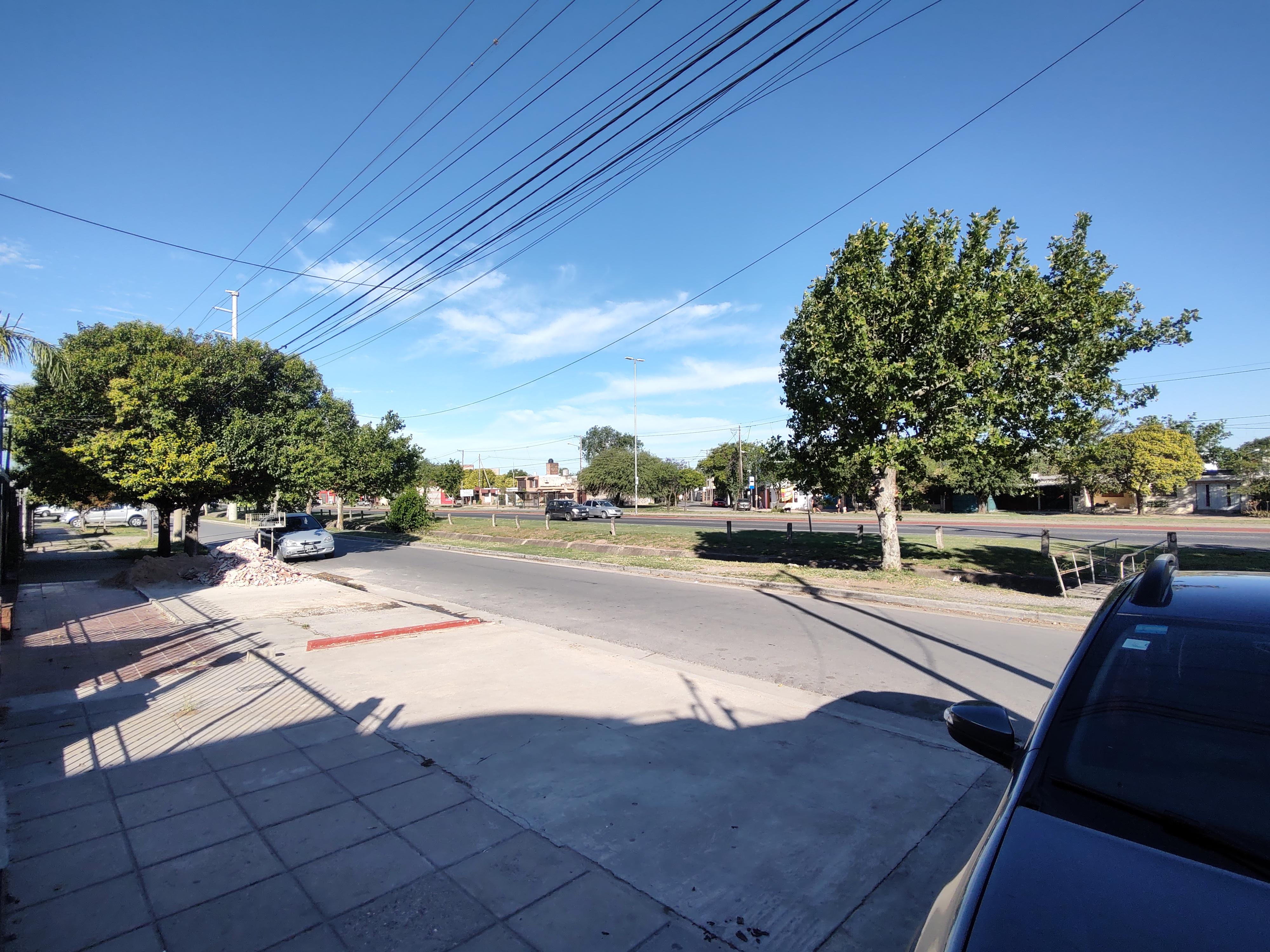 VENTA CASA 3 DORMITORIOS  LOCAL - SANTA ISABEL 3ra Secc - AV ARMADA ARGENTINA