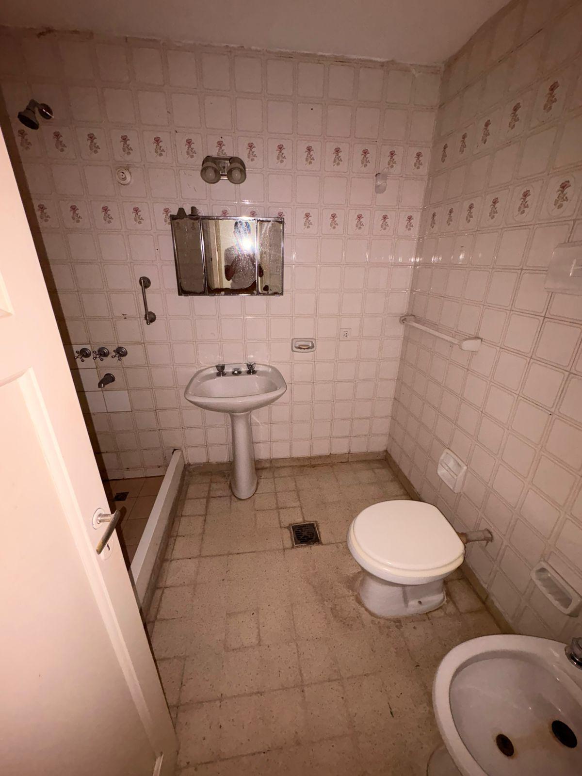 Casa de 2 Dormitorios- Ideal por comodidad, seguridad y ubicación .. General Paz