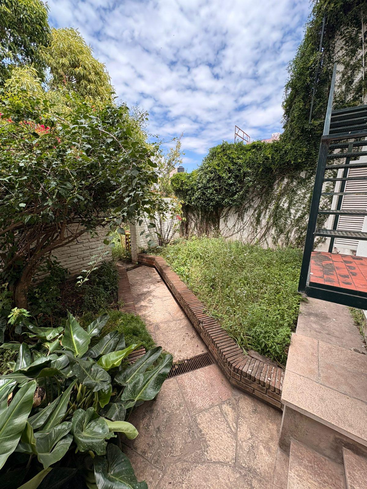 Casa de 2 Dormitorios- Ideal por comodidad, seguridad y ubicación .. General Paz