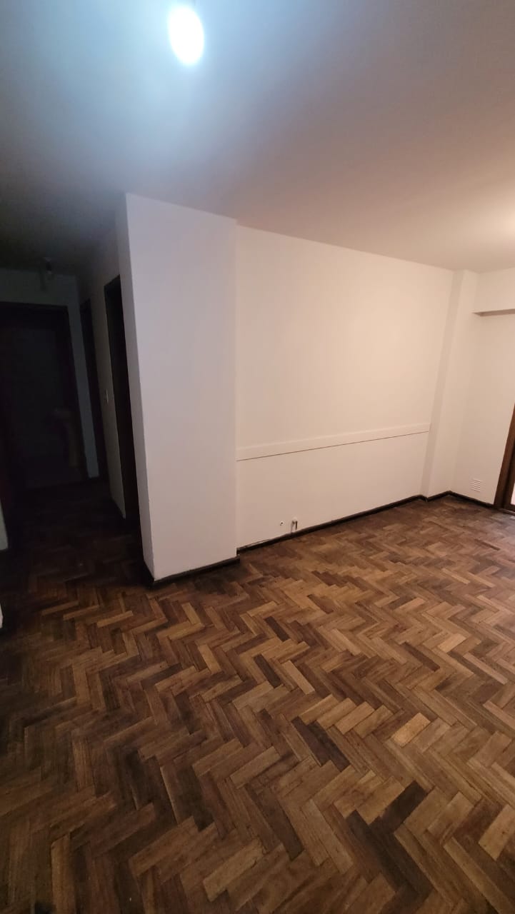 DEPARTAMENTO EN  ALQUILER  - CENTRO  -  CON HERMOSO PATIO - UN DORMITORIO  - CORDOBA