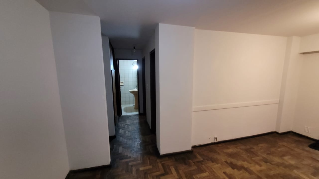 DEPARTAMENTO EN  ALQUILER  - CENTRO  -  CON HERMOSO PATIO - UN DORMITORIO  - CORDOBA