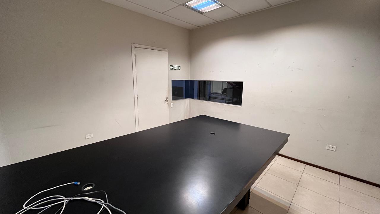 LOCAL con OFICINAS y DEPÓSITO, muy FÁCIL ACCESO - General PAz - Pueyrredón