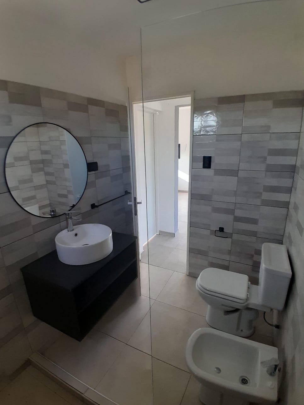 CASA  EN VENTA  2 DORMITORIOS -A ESTRENAR- COLONIA TIROLESA. APTO CREDITO