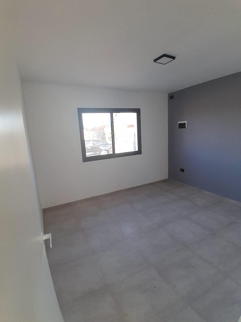 CASA  EN VENTA  2 DORMITORIOS -A ESTRENAR- COLONIA TIROLESA. APTO CREDITO