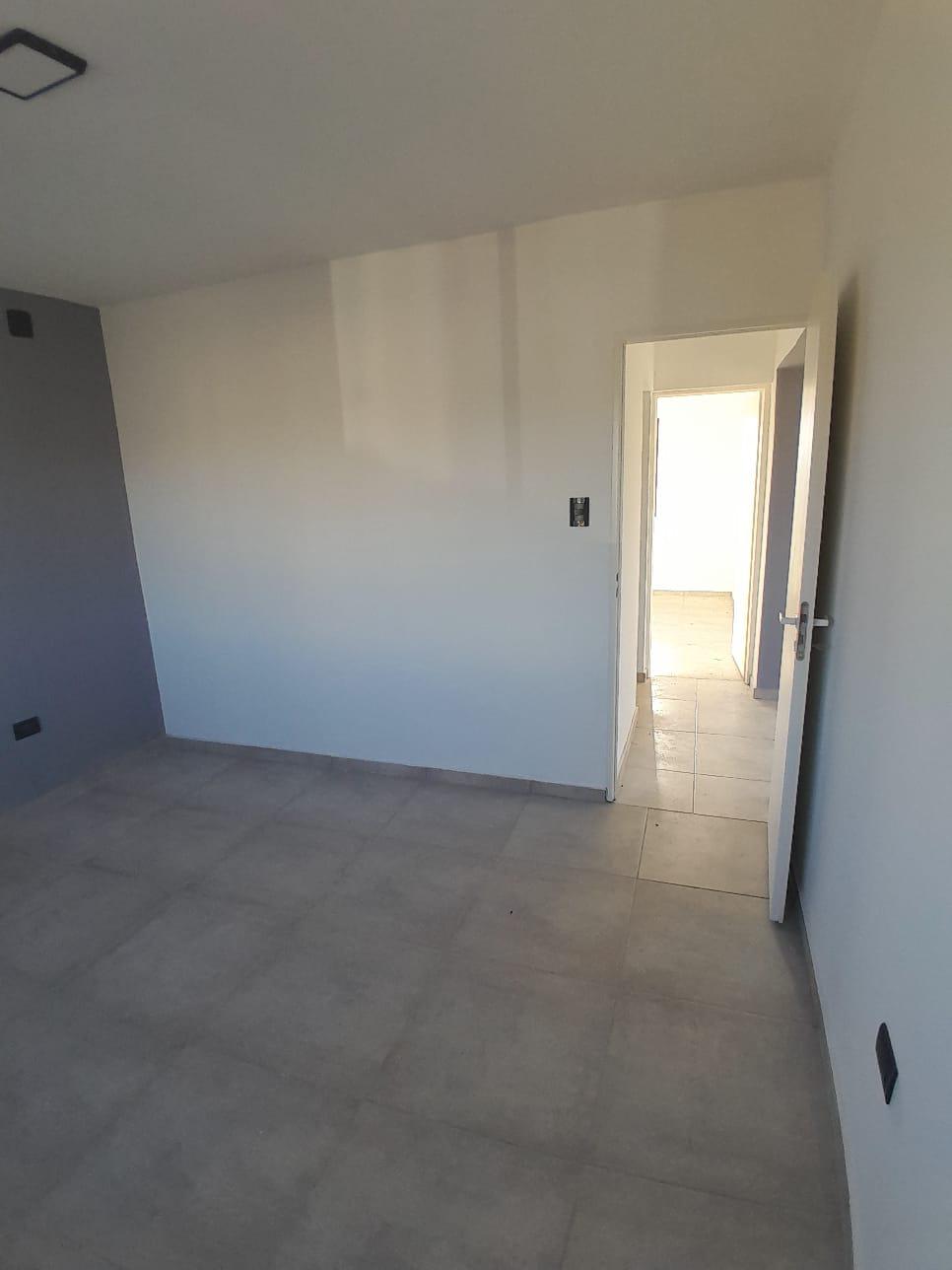 CASA  EN VENTA  2 DORMITORIOS -A ESTRENAR- COLONIA TIROLESA. APTO CREDITO