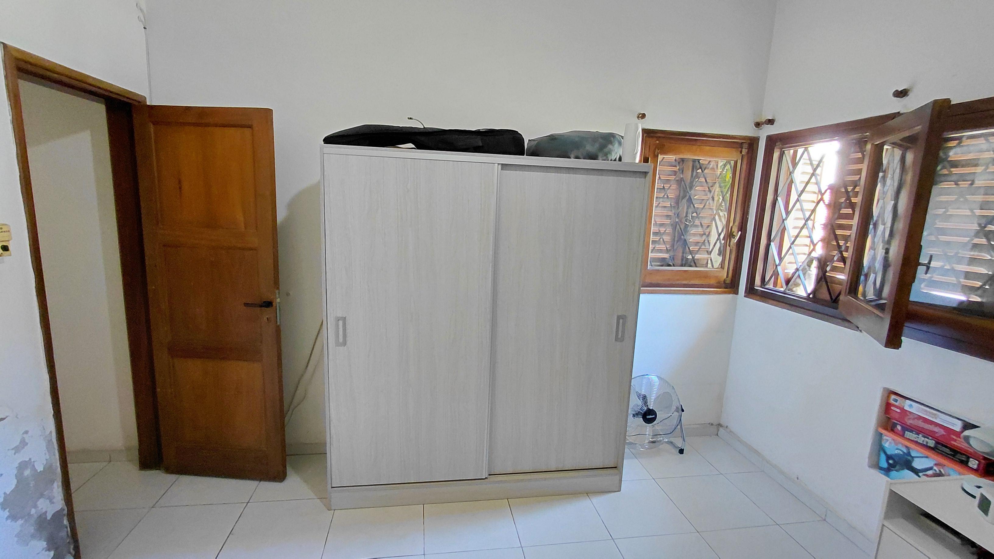 SALVATIERRA VENDE - CASA DE DOS DORMITORIOS-BARRIO JUNIORS-EXC.UBICAC-PATIO