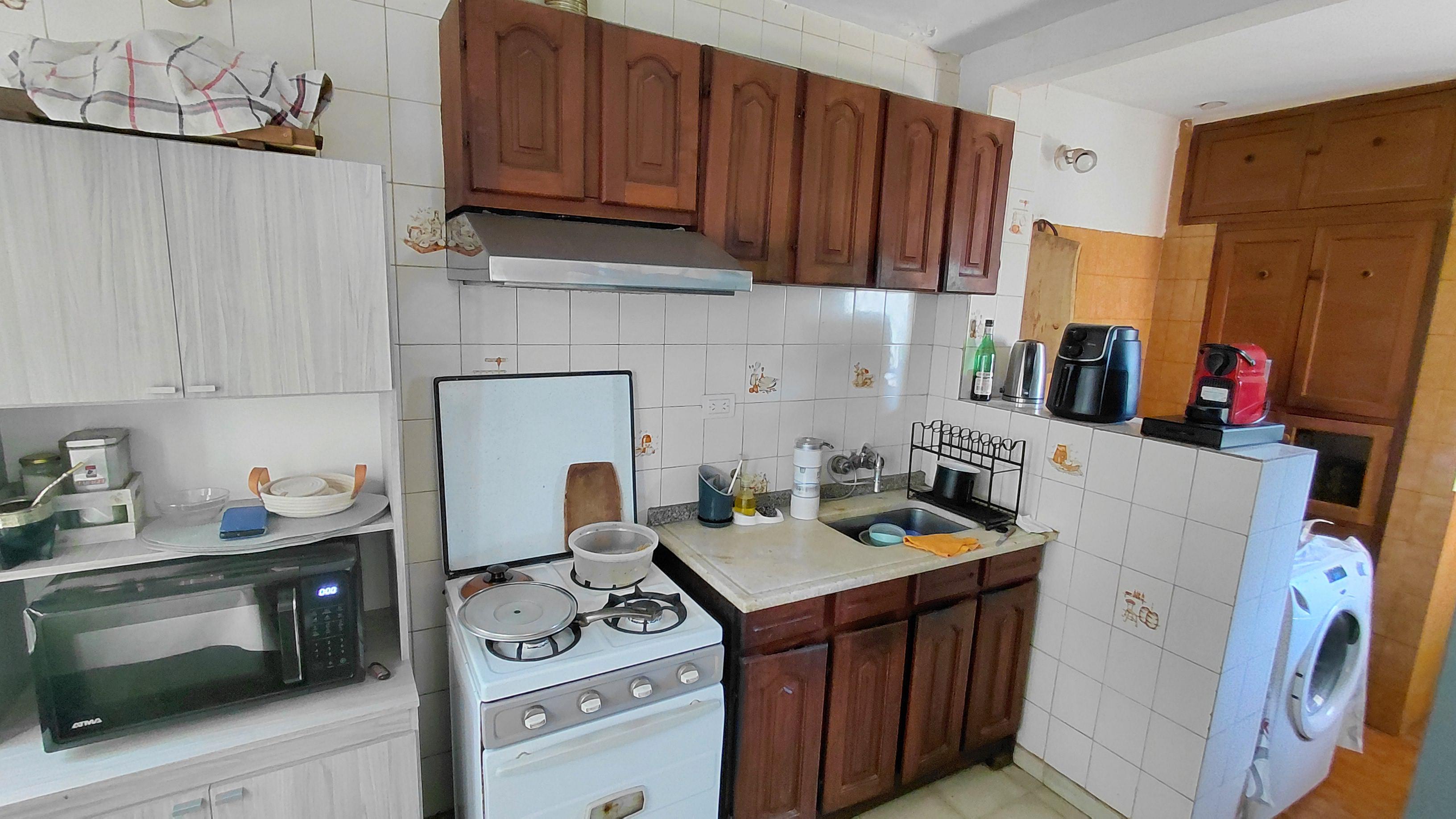 SALVATIERRA VENDE - CASA DE DOS DORMITORIOS-BARRIO JUNIORS-EXC.UBICAC-PATIO