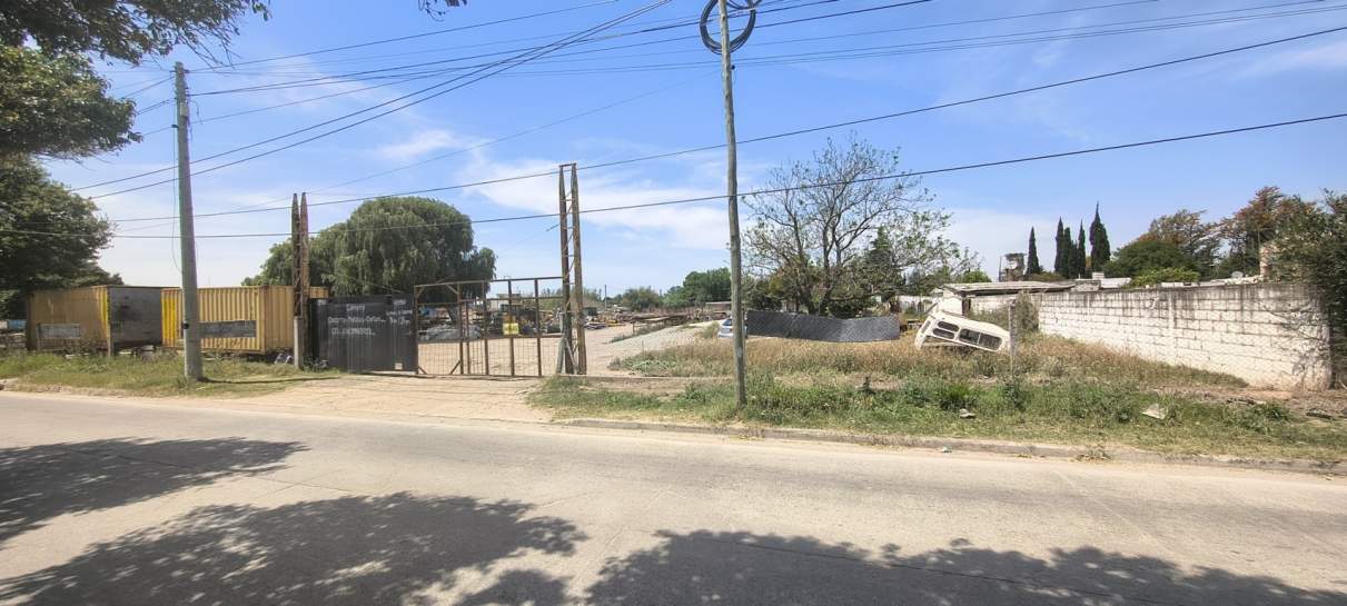 Alquiler de terreno - Uso comercial yo Industrial