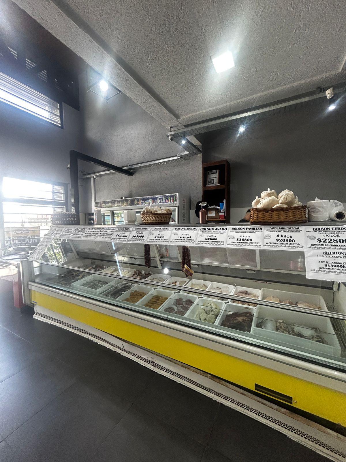 ALQUILER CARNICERIA FUNCIONANDO EN ARMADA ARGENTINA