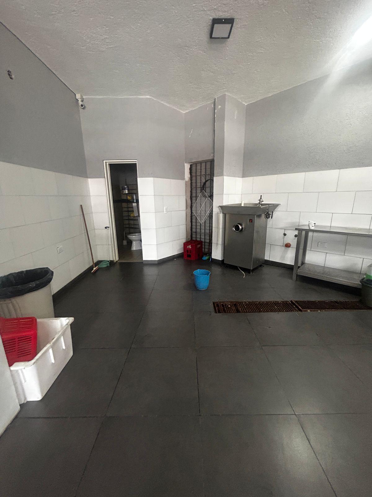 ALQUILER CARNICERIA FUNCIONANDO EN ARMADA ARGENTINA