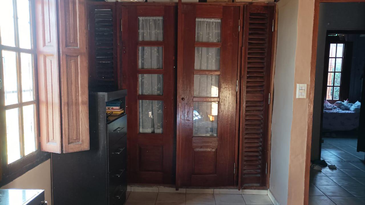 Casa con Quincho y Pileta