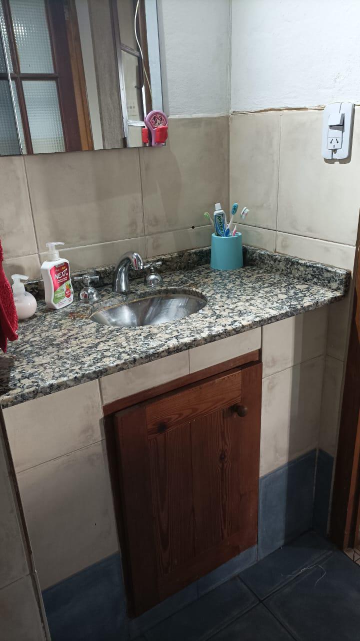 Casa con Quincho y Pileta